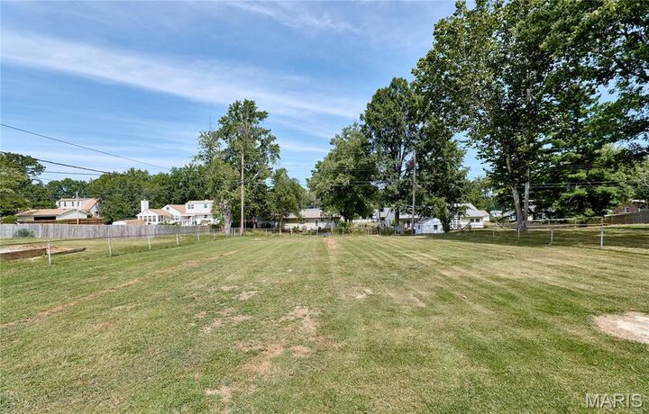 Property Photo: 1043 Carole Lane MO 63021