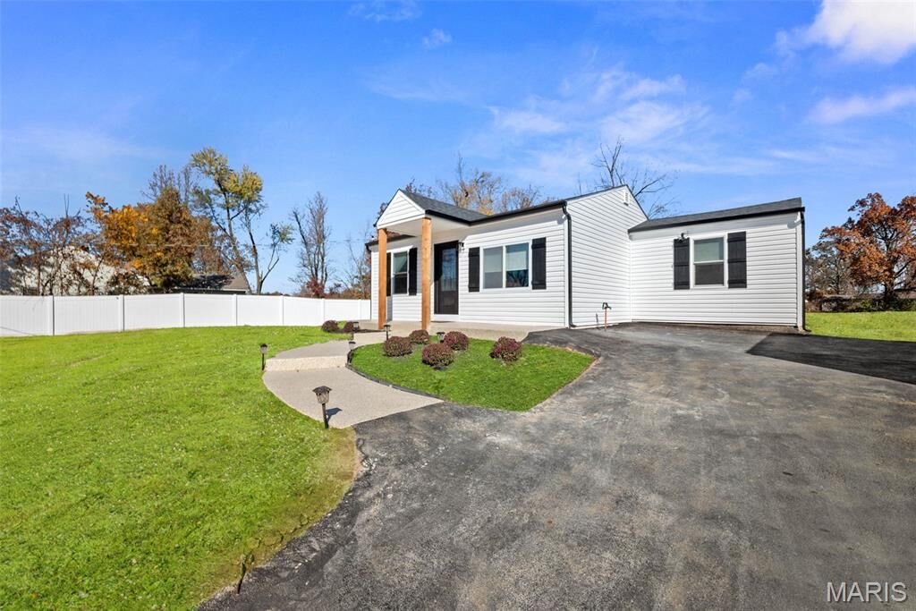 Property Photo: 248 Blanche Drive MO 63303