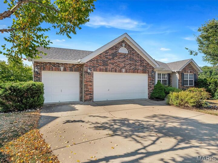 6796 Eagles View Drive  Pacific MO 63069 photo