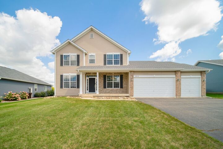 2313 Tyler Trail  McHenry IL 60051 photo