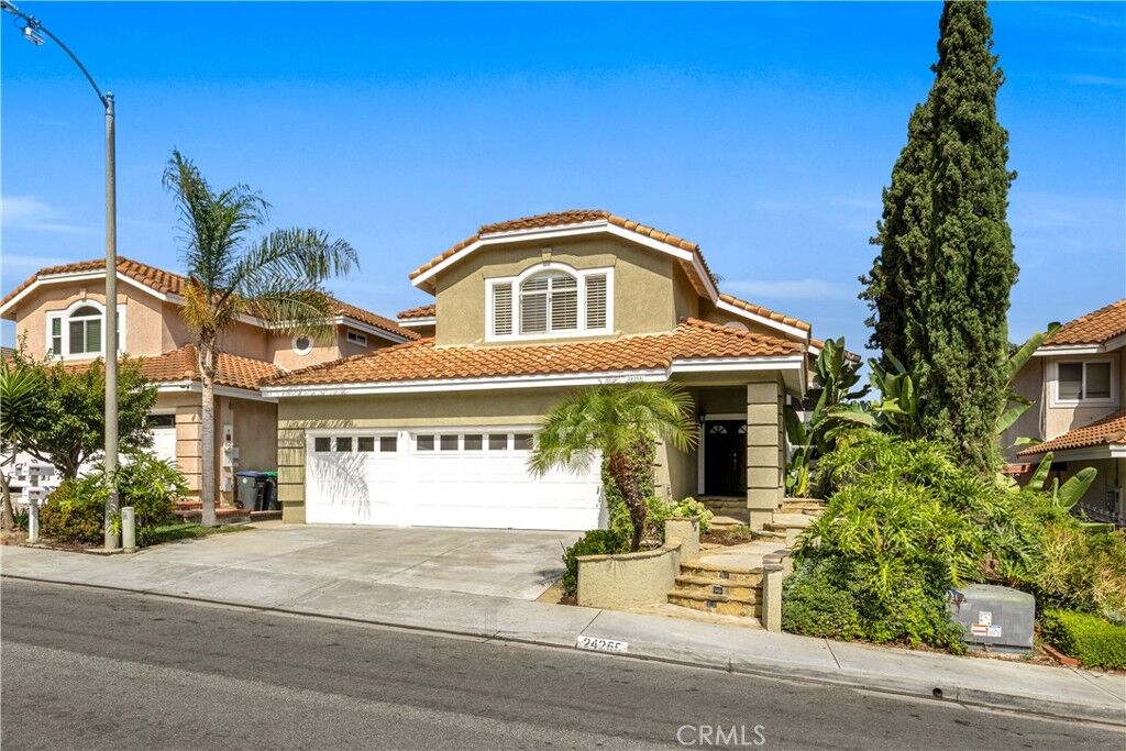 Property Photo:  24255 Rue De Gauguin  CA 92677