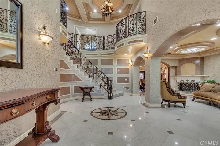 Property Photo: 10410 Mattock Avenue CA 90241