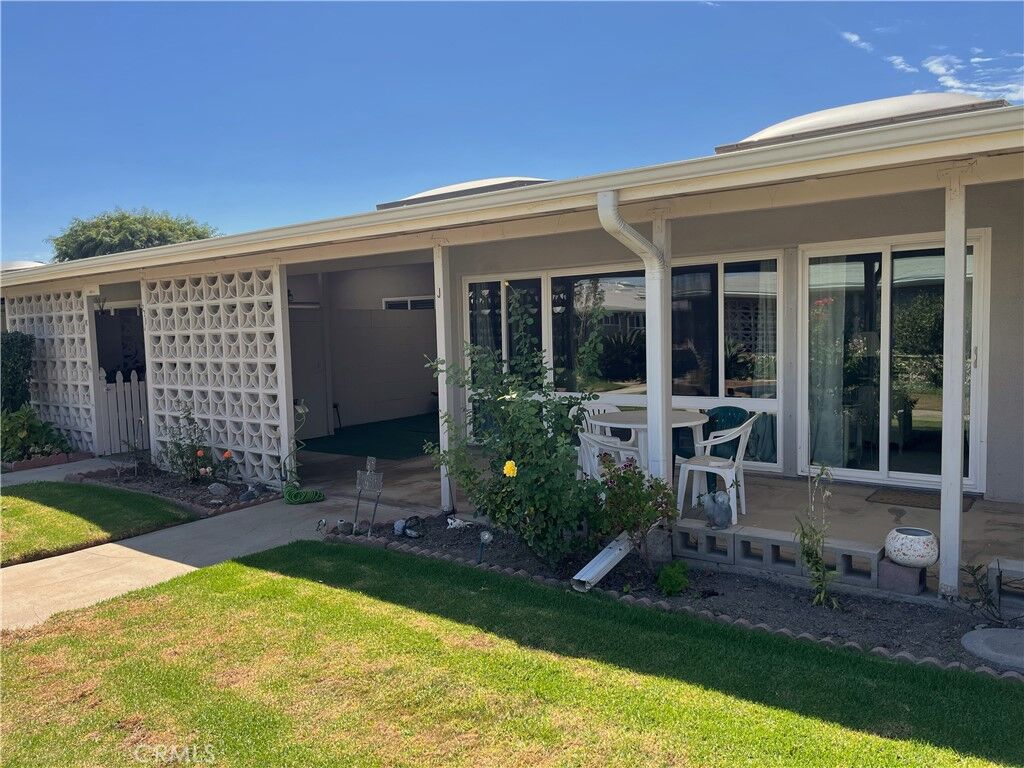 Property Photo: 1075 Brookline Rd., M9-220J CA 90740