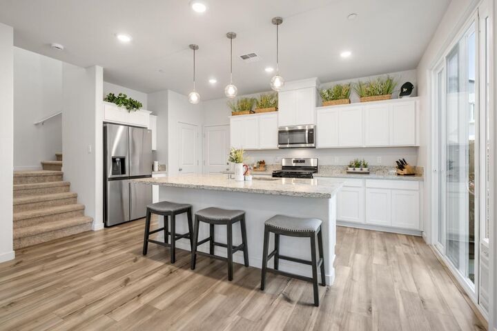 664 Whitewater Way  West Sacramento CA 95605 photo