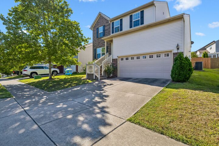 1429 Scarcroft Ln  Nashville TN 37221 photo