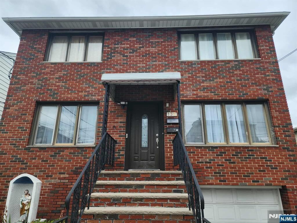 Property Photo:  138 Eagle Street  NJ 07031 