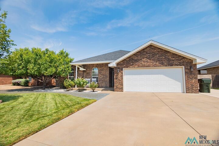 Property Photo: 120 Carmel Drive NM 88101