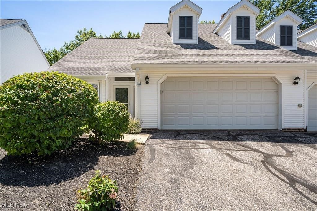 Property Photo:  5760 Emerald Ridge A  OH 44139 