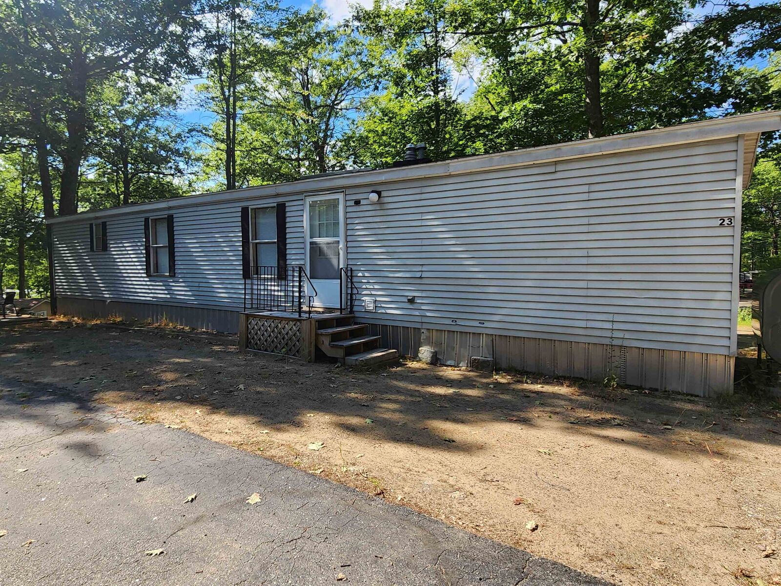 Property Photo: 9 Sargent Place NH 03249