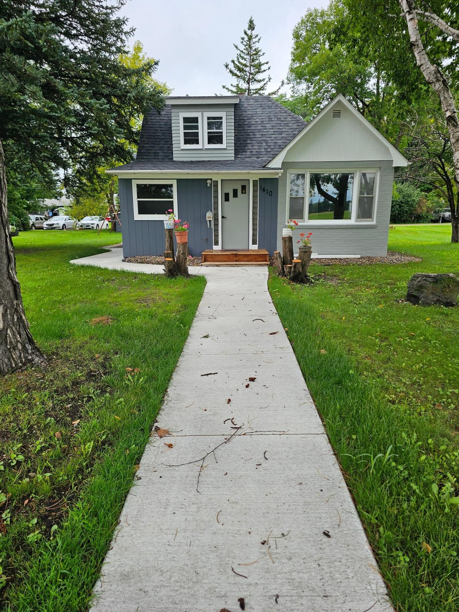 Property Photo: 1410 Jefferson Street MN 56308