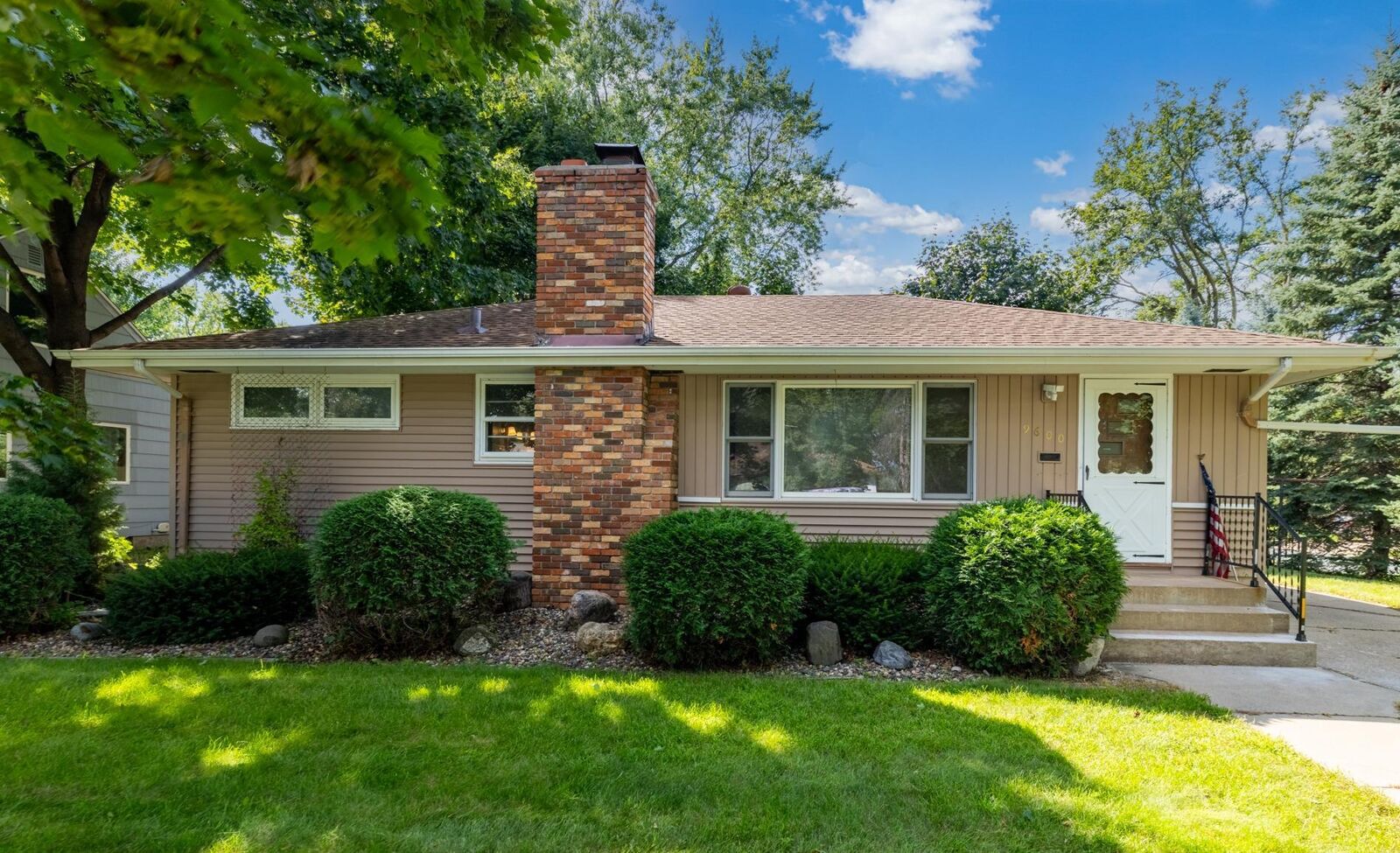 Property Photo: 9600 4th Avenue S MN 55420