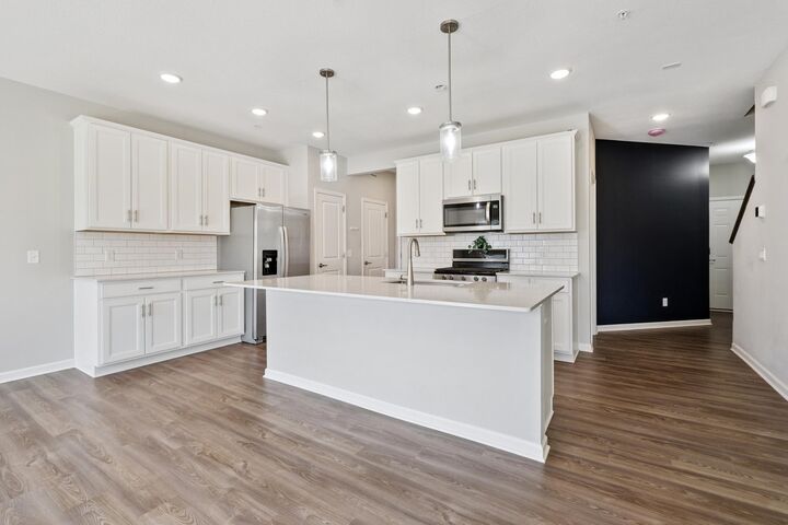 Property Photo:  11279 Crestbury Drive  MN 55129 