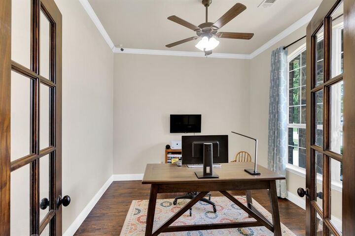 Property Photo: 402 Belmont Drive TX 76065