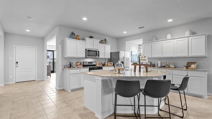 Property Photo:  1741 Gillens Avenue  TX 76140 