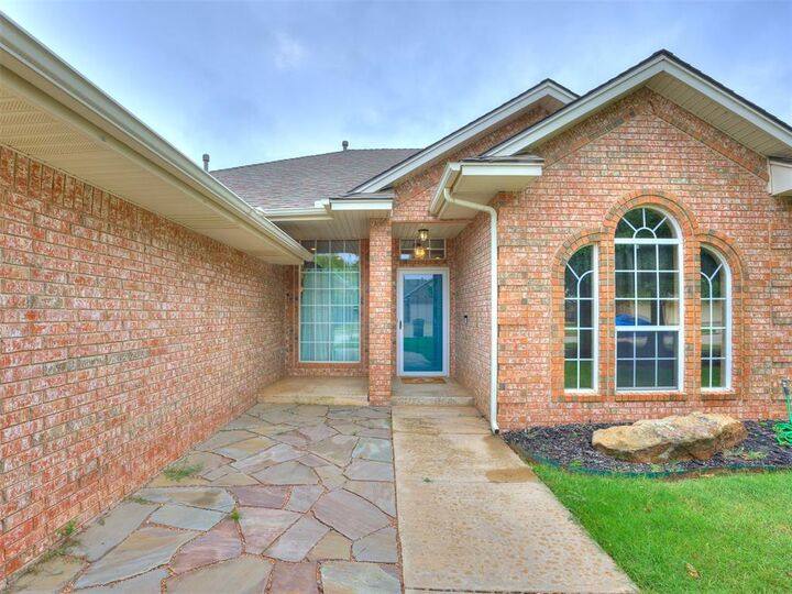 8204 NW 64th Terrace  Oklahoma City OK 73132 photo