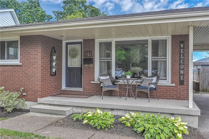 Property Photo: 21 Burdock Boulevard ON N3R 6B5
