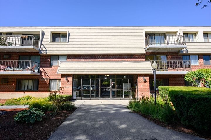 Property Photo:  575 Broad St 313  MA 02189 