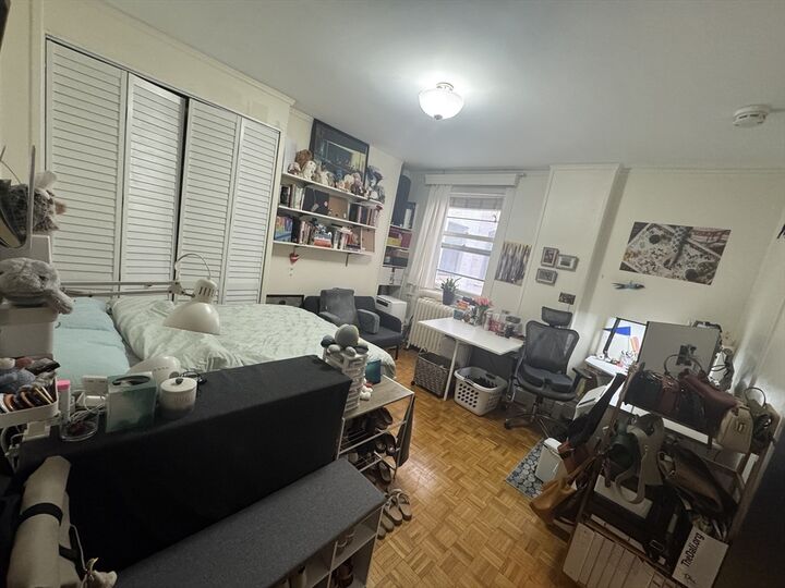 Property Photo:  21 Beacon St 5D  MA 02108 