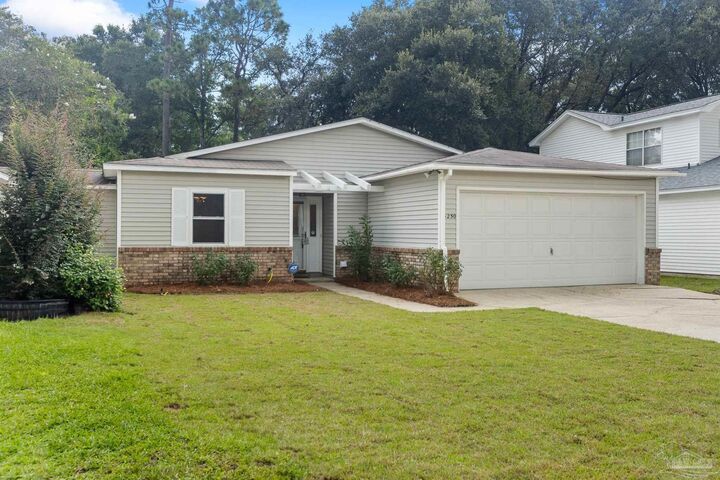 Property Photo:  5250 Flintwood Cir  FL 32504 