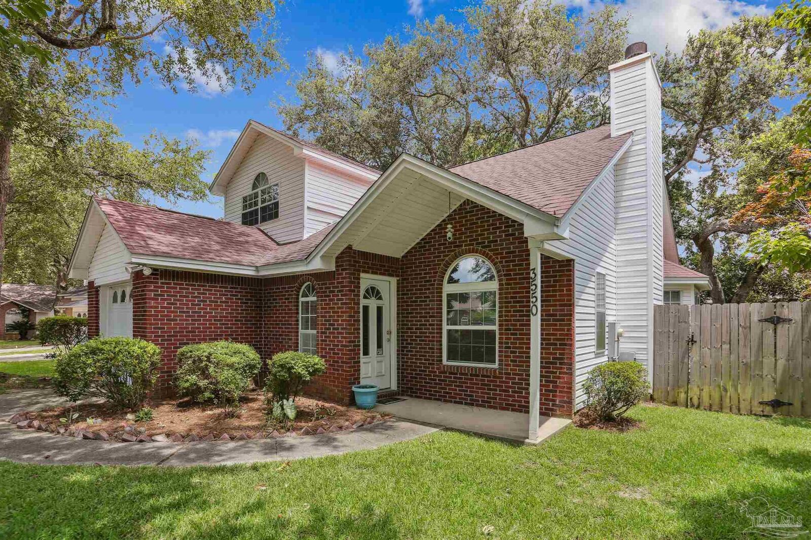 Property Photo: 3550 Sotogrande Pl FL 32504