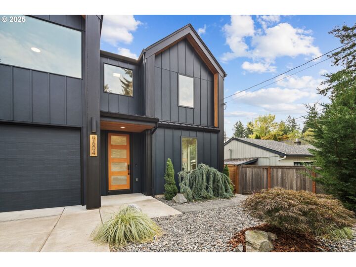 Property Photo: 9604 SW 52nd Ave OR 97219