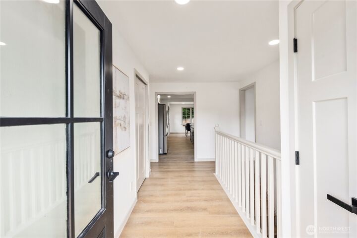 Property Photo: 16851 105th Avenue NE WA 98011