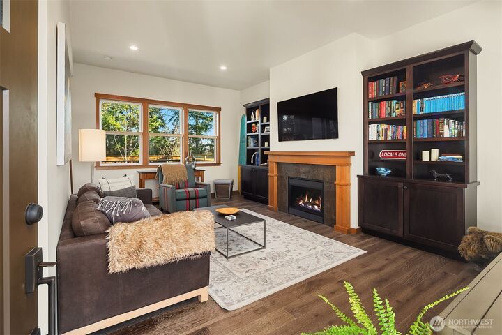Property Photo: 4997 Eagle Ridge Drive WA 98249
