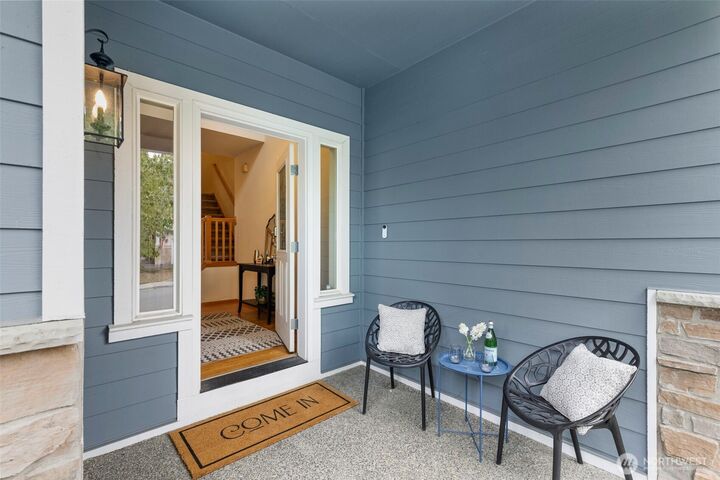 Property Photo:  18323  Sunrise Ridge Avenue NE  WA 98370 