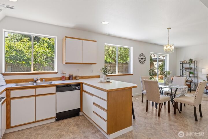 Property Photo: 20427 Poplar Way A WA 98036