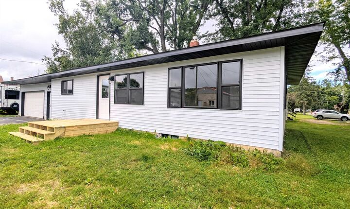 Property Photo: 1786 Oconto Avenue WI 54566