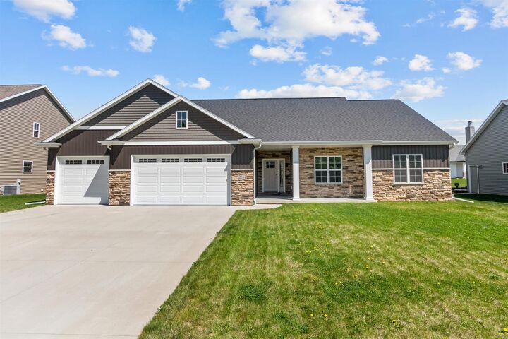 2034 Big Bend Drive  Neenah WI 54956-4267 photo