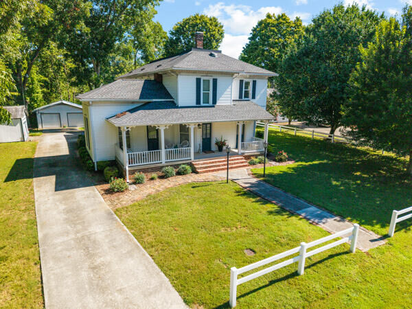 Property Photo: 250 NW 15th Street NW TN 37311
