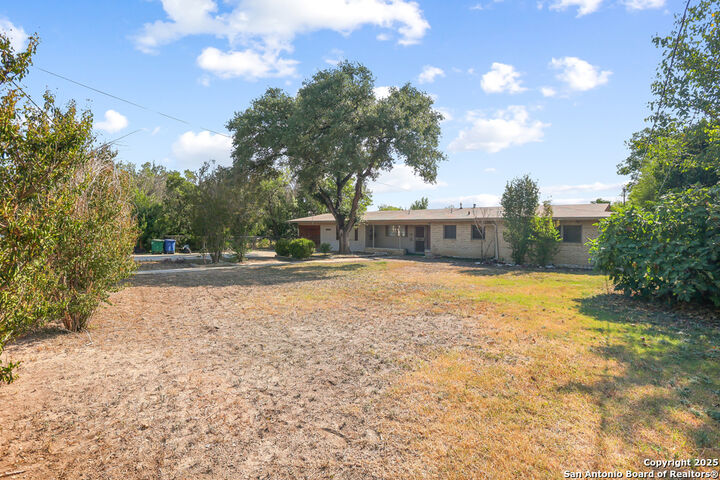 Property Photo:  414 E Cheryl Dr  TX 78228 
