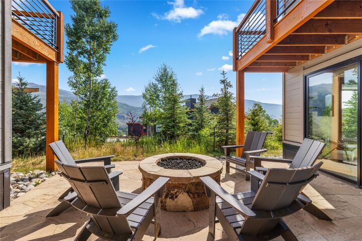 Property Photo: 119 Youngs Preserve Road CO 80498