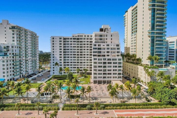 Property Photo: 5005 Collins Ave 1118 FL 33140