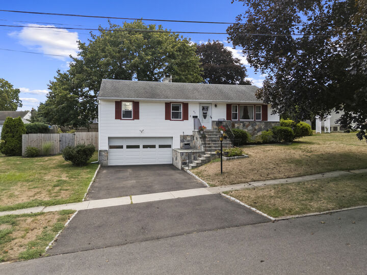 85 Clements Drive  Stratford CT 06614 photo