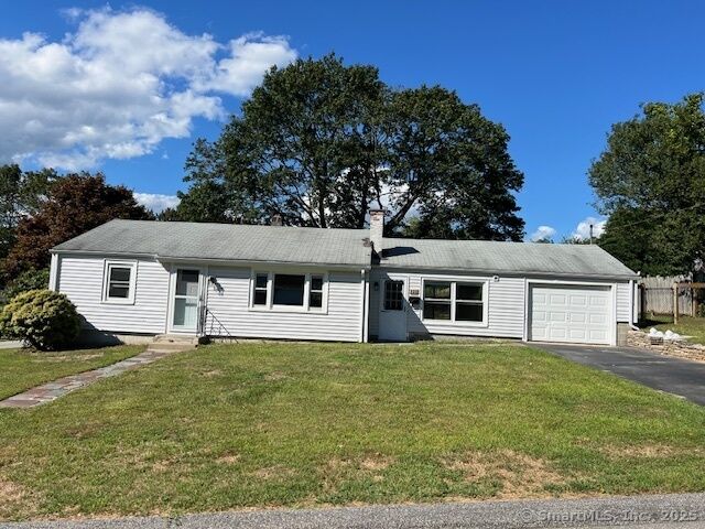 Property Photo: 121 Riverview Avenue CT 06340