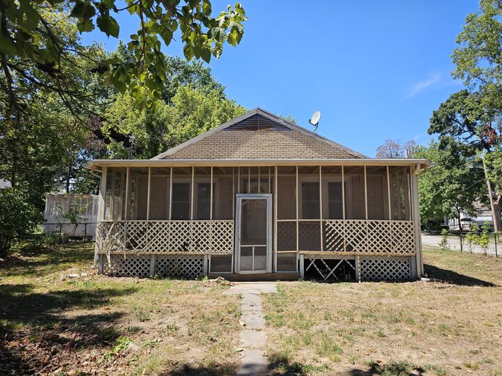 Property Photo:  503 S West Street  MO 65712 