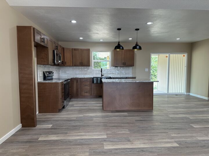 Property Photo: 40 Whitley Lane MO 65708