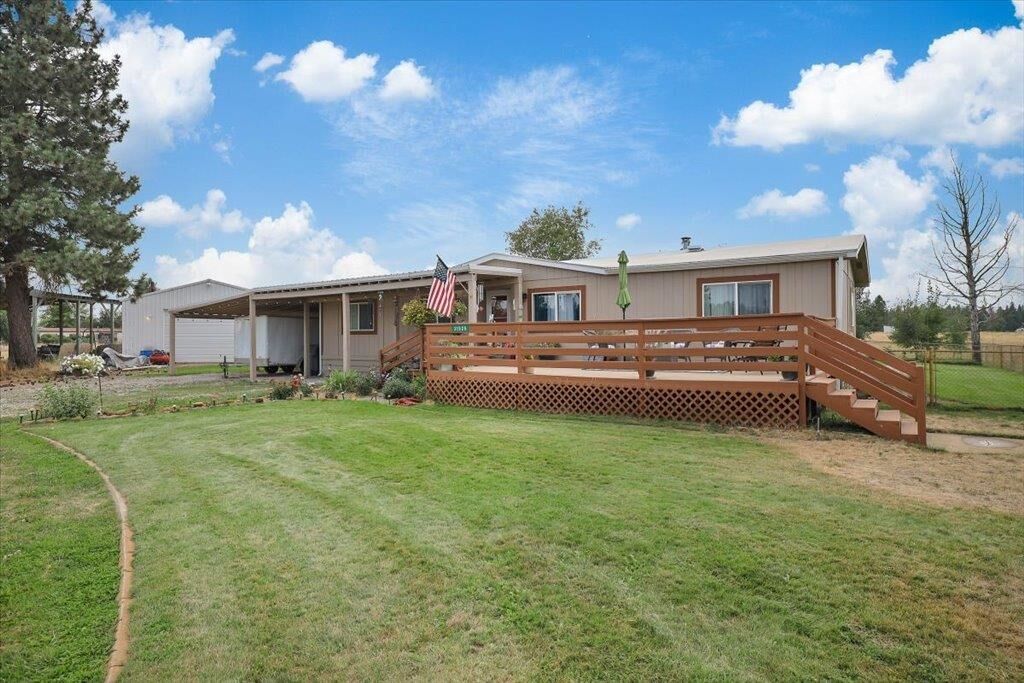 Property Photo: 31525 N Austin Rd WA 99006