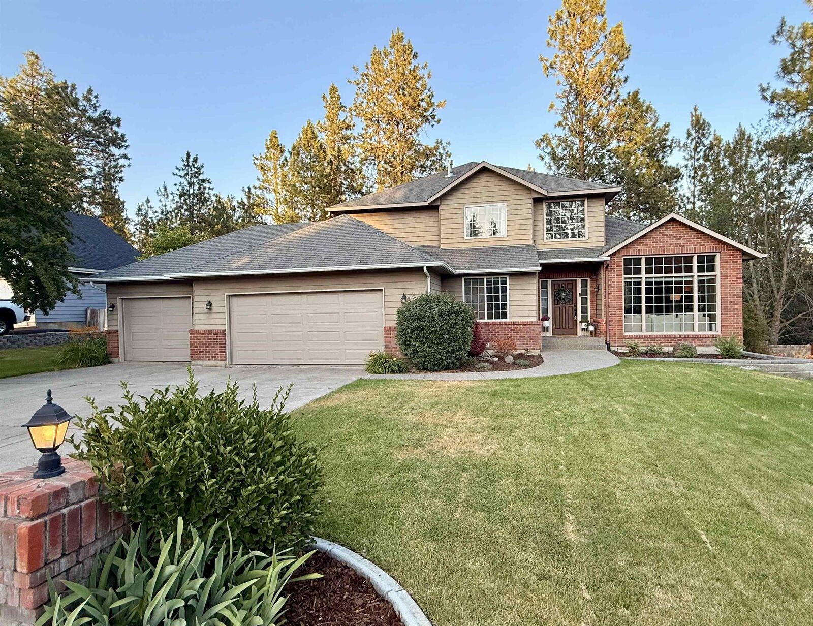Property Photo:  16026 N Glencrest Dr  WA 99208 