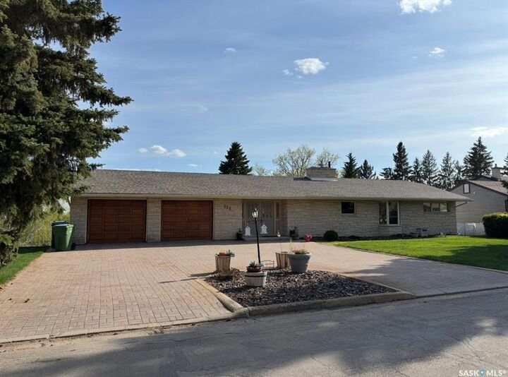Photo de la propriété: 110 Logan Crescent E SK S3N 0V9
