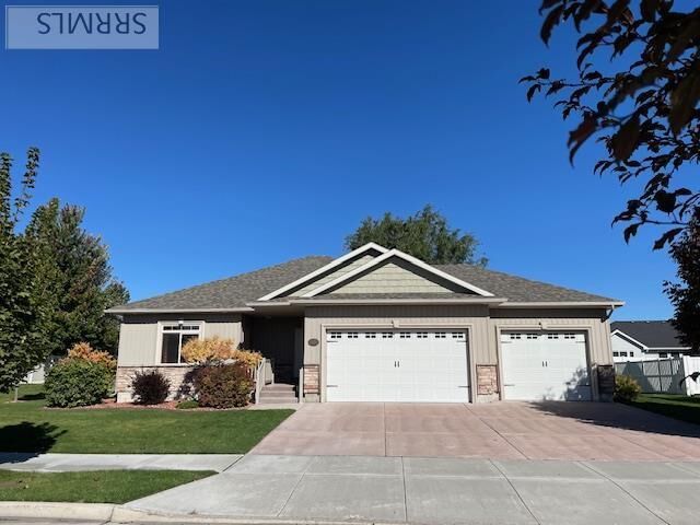 Property Photo:  525 Lapoloma Drive  ID 83404 