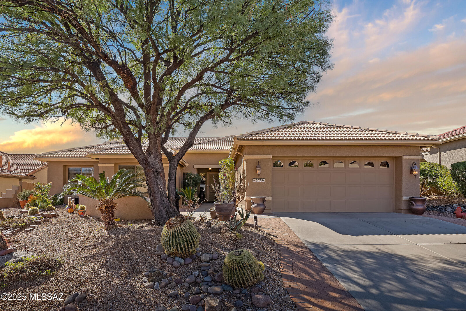 Property Photo: 63351 E Desert Highland Drive AZ 85739