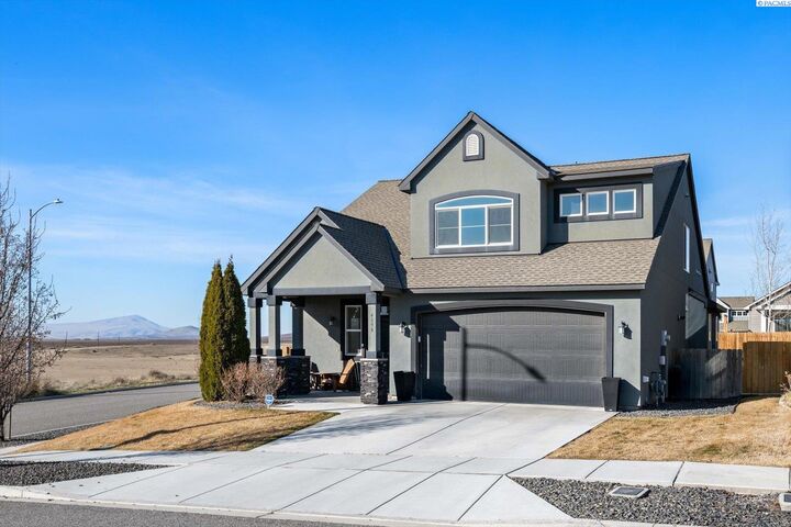 Property Photo: 4898 Barbera St WA 99352