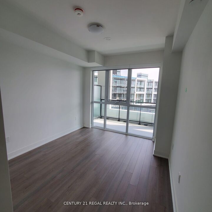 Property Photo:  50 George Butchart Drive 609  ON M3K 0C9 