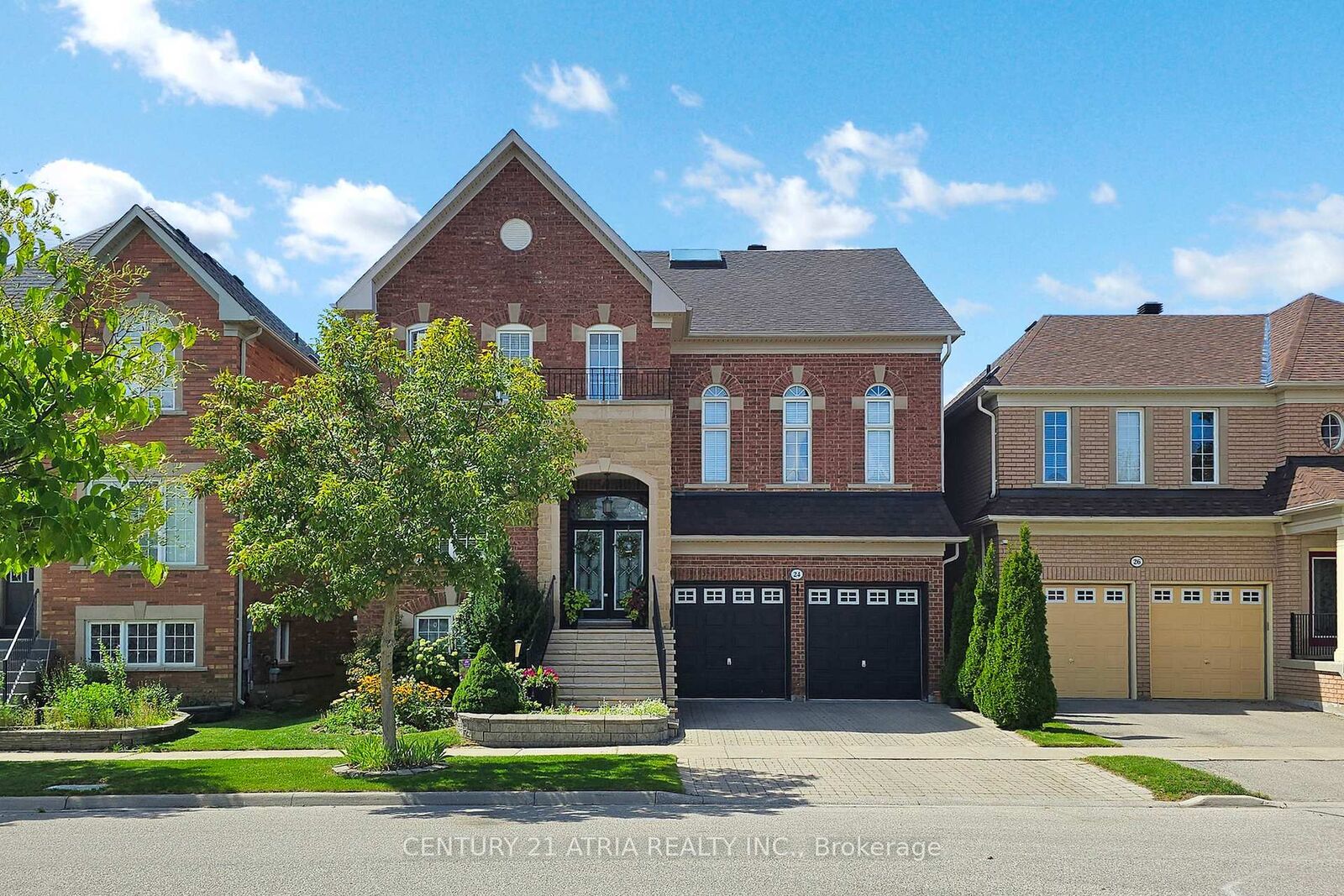 Property Photo: 24 Gannett Drive ON L4E 0E9
