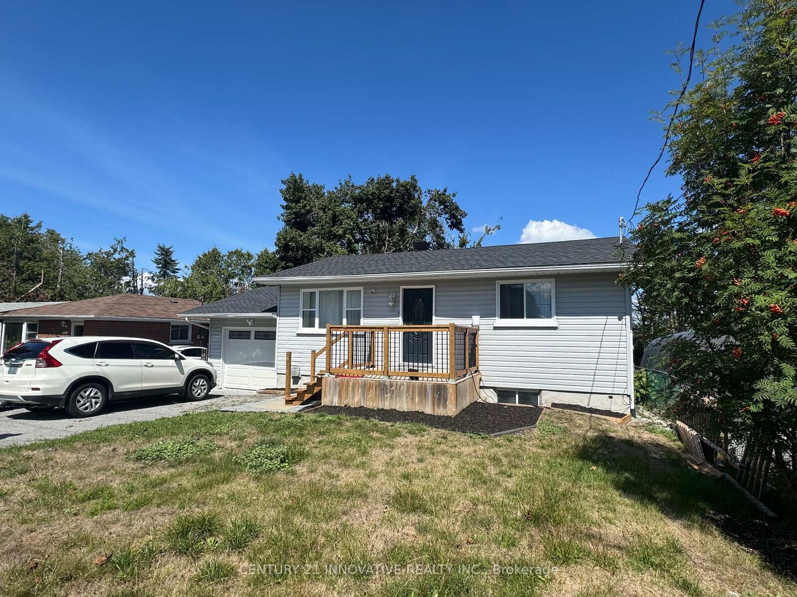 Property Photo: 612 Simcoe Street ON L0K 1A0