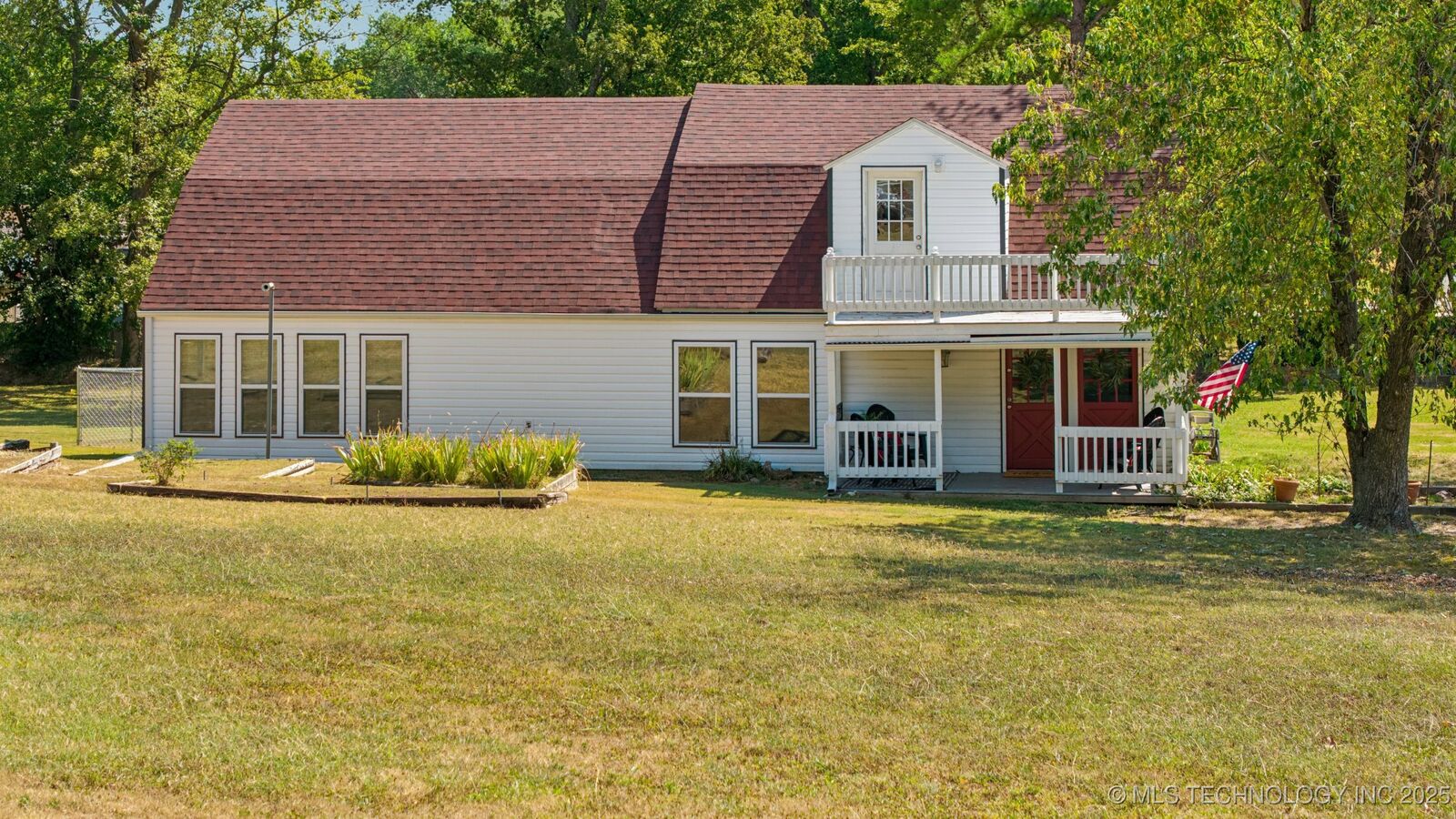 Property Photo:  509 W 5th Street  OK 74344 