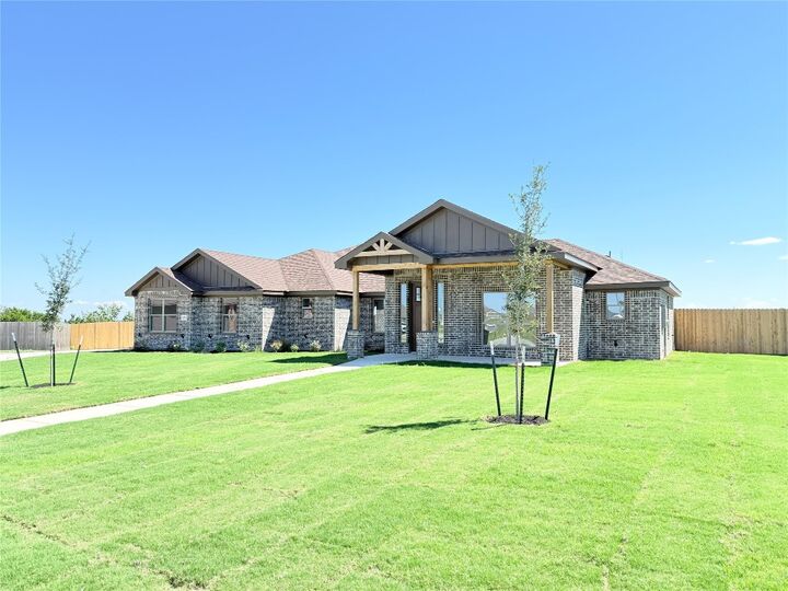 Property Photo: 421 Ridge Crest Drive TX 76522